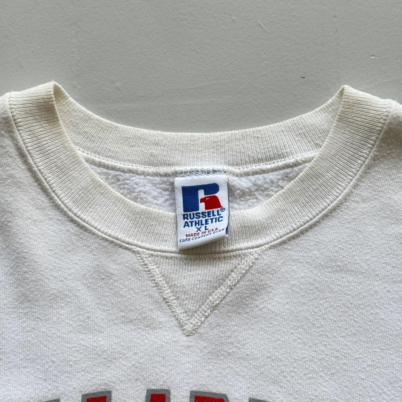 White Bellarmine College 90’s Vintage Graphic Sweatshirt - Large