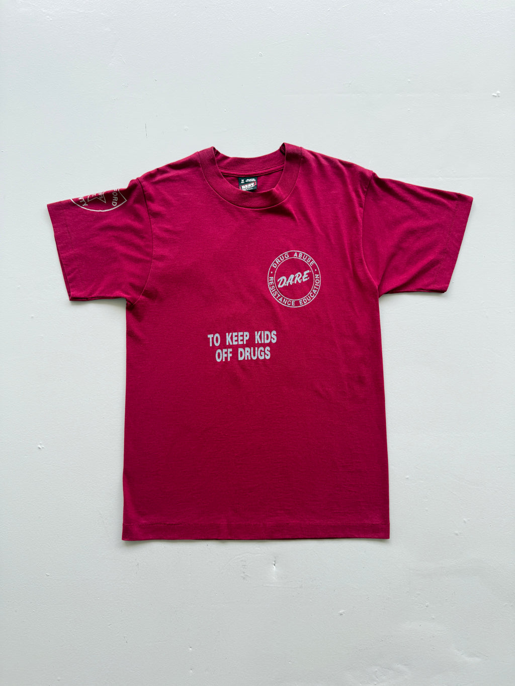 Red Dare to Keep Kids of Drugs 90s Vintage Single Stitch Graphic T-Shirt - Small