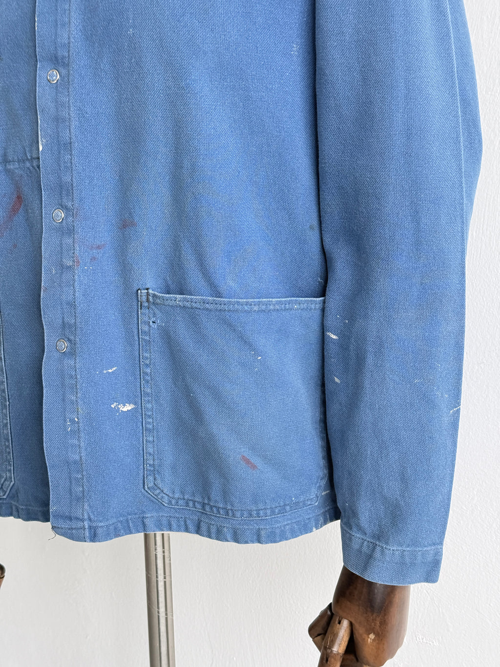 Thrashed Blue French 80's Vintage Workwear Chore Jacket CH444 - Small