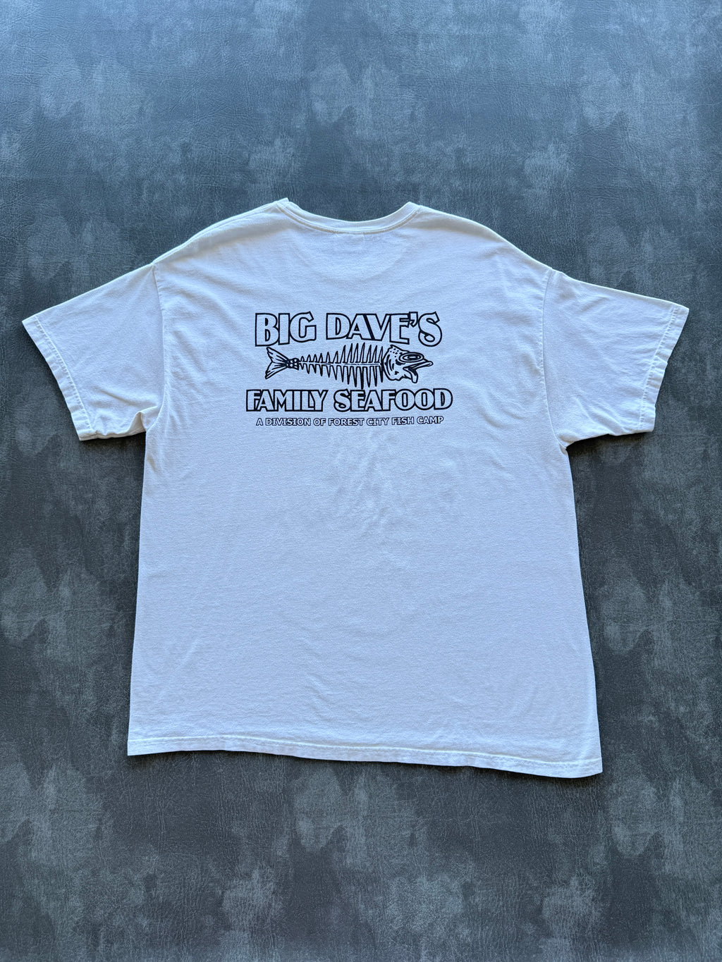 White Lady Cavs Basketball 90's Vintage Graphic T-Shirt - XL
