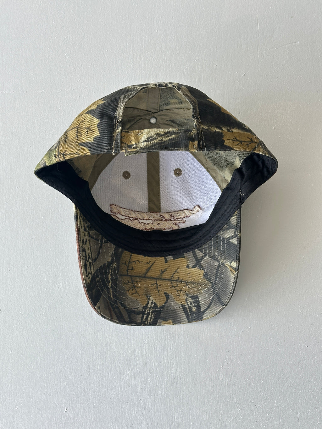 Camo Metzger Trucking 90's Vintage SnapBack Trucker Cap