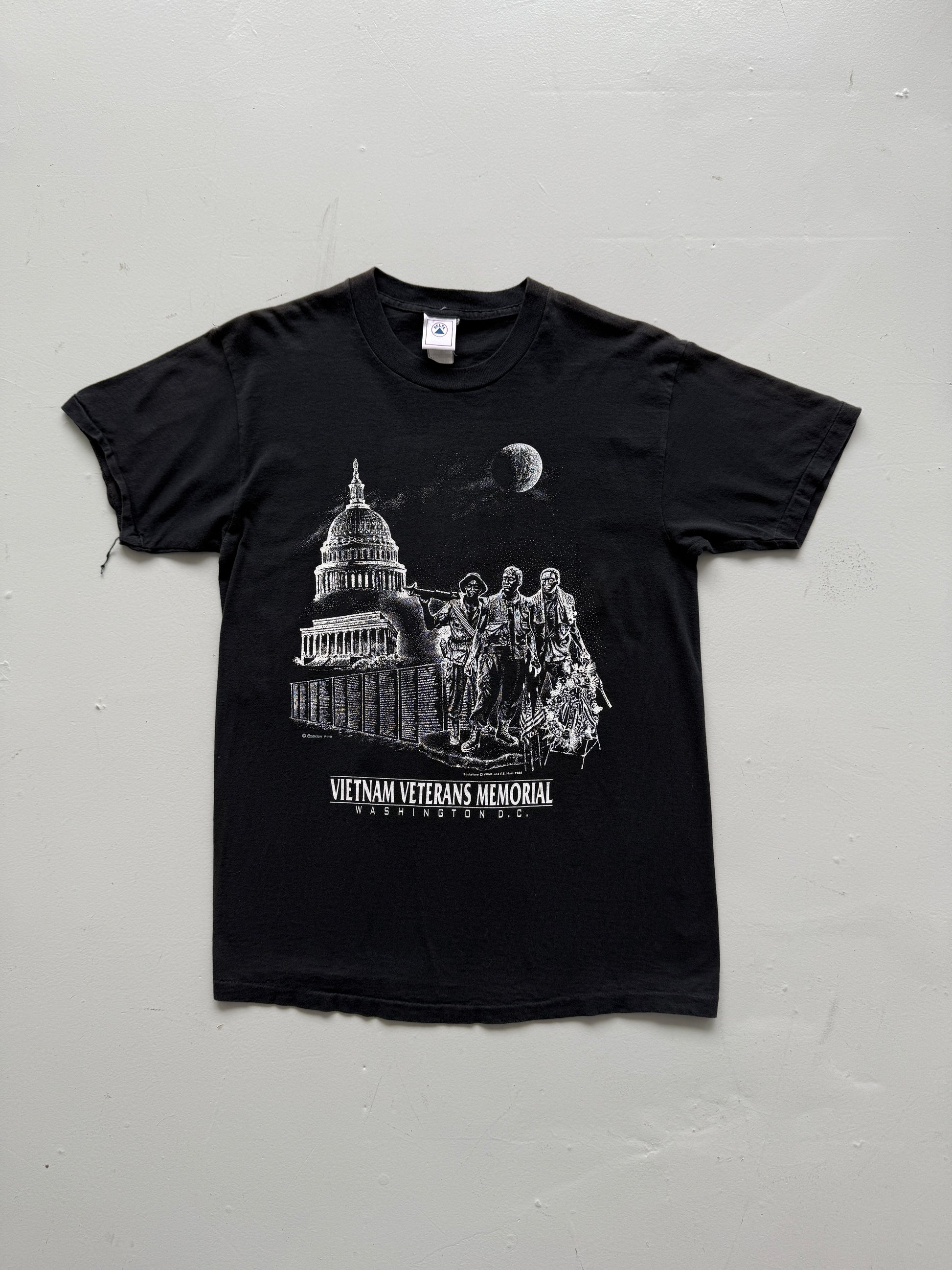 Black Vietnam 90's Vintage Graphic Single Stitch Tourist T-Shirt - Medium
