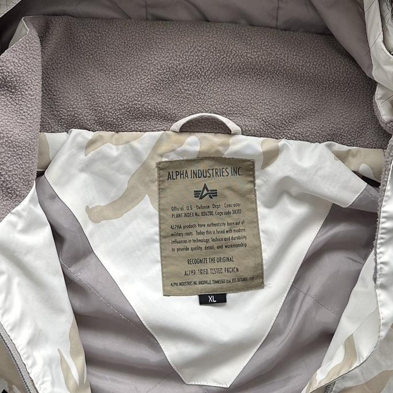 White Camo Alpha Industries Mountain Parka - Women’s XL