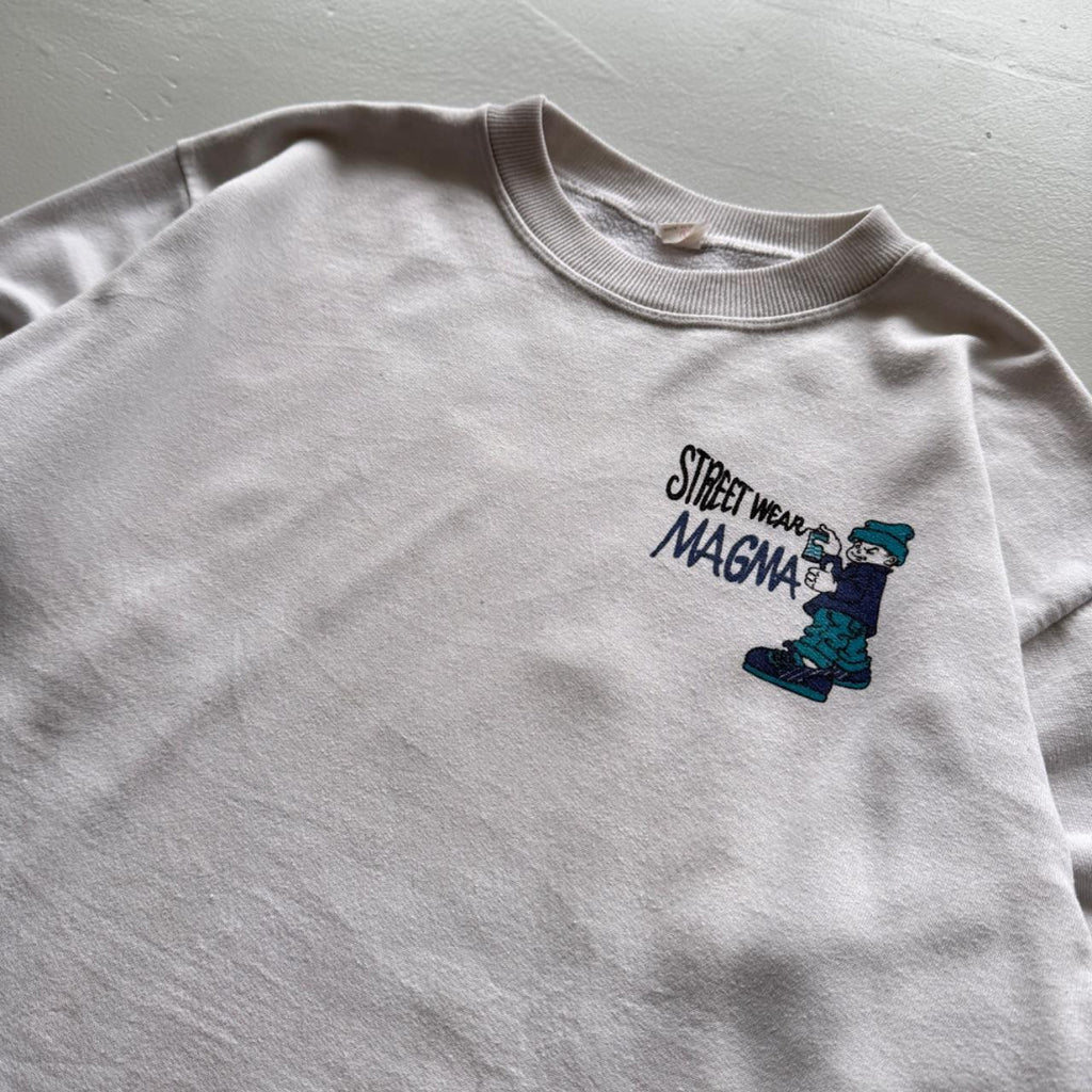 White Streetwear Magma 90’s Vintage Skate Style Sweatshirt - XS