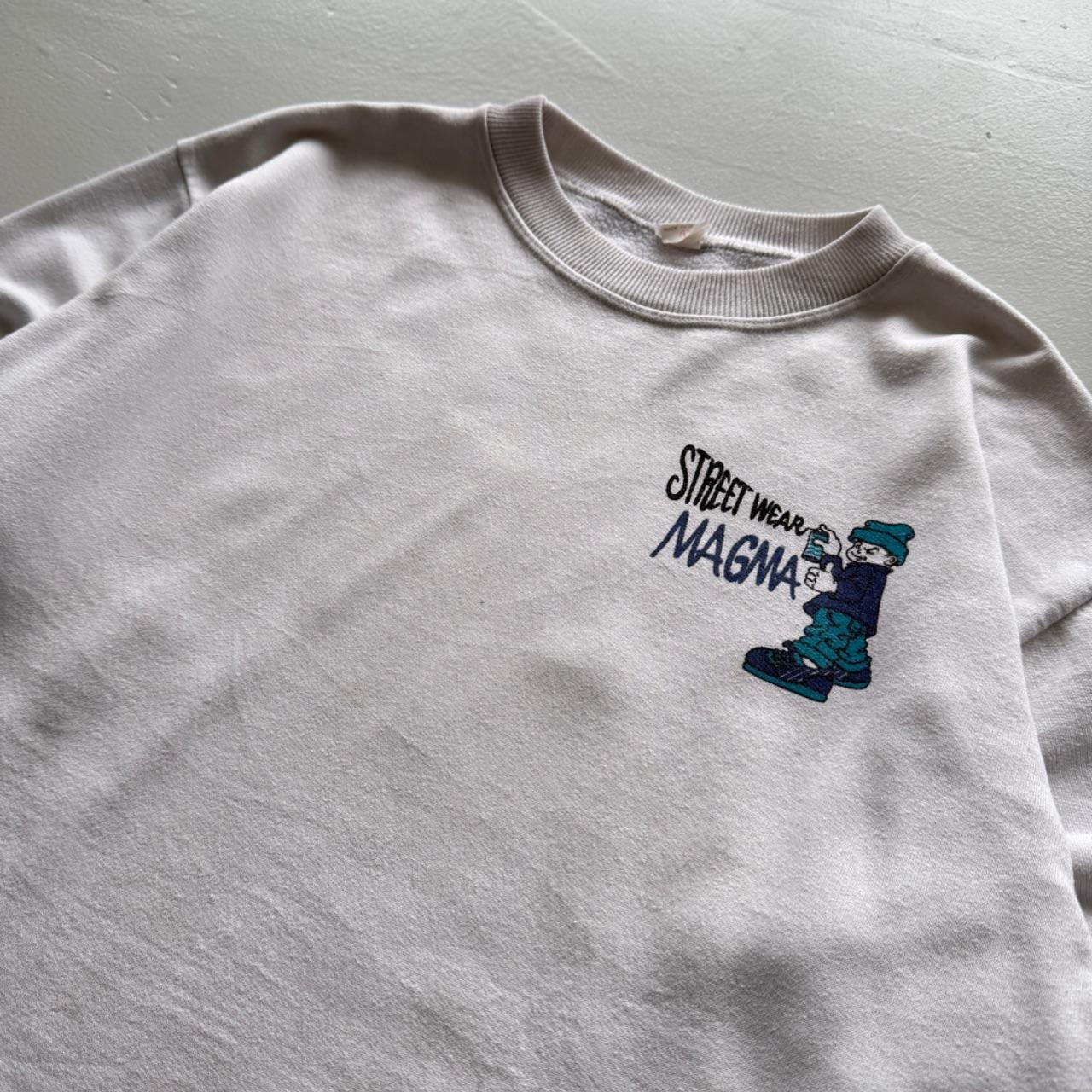 White Streetwear Magma 90’s Vintage Skate Style Sweatshirt - XS