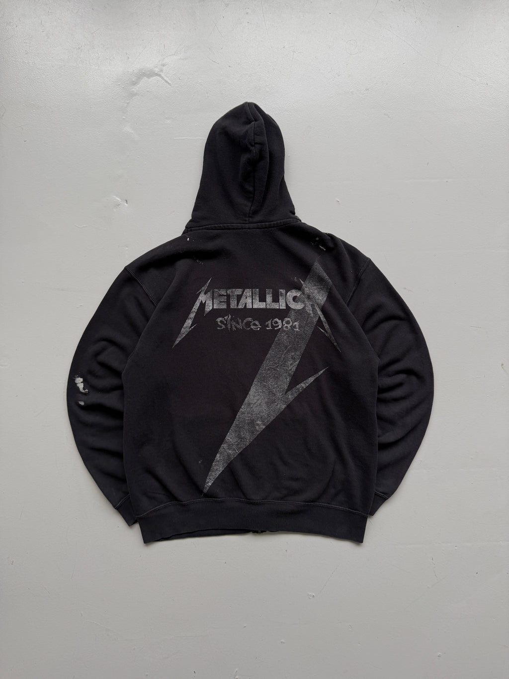 Metallica Since 1981 Vintage Zip-Up Hoodie - Medium