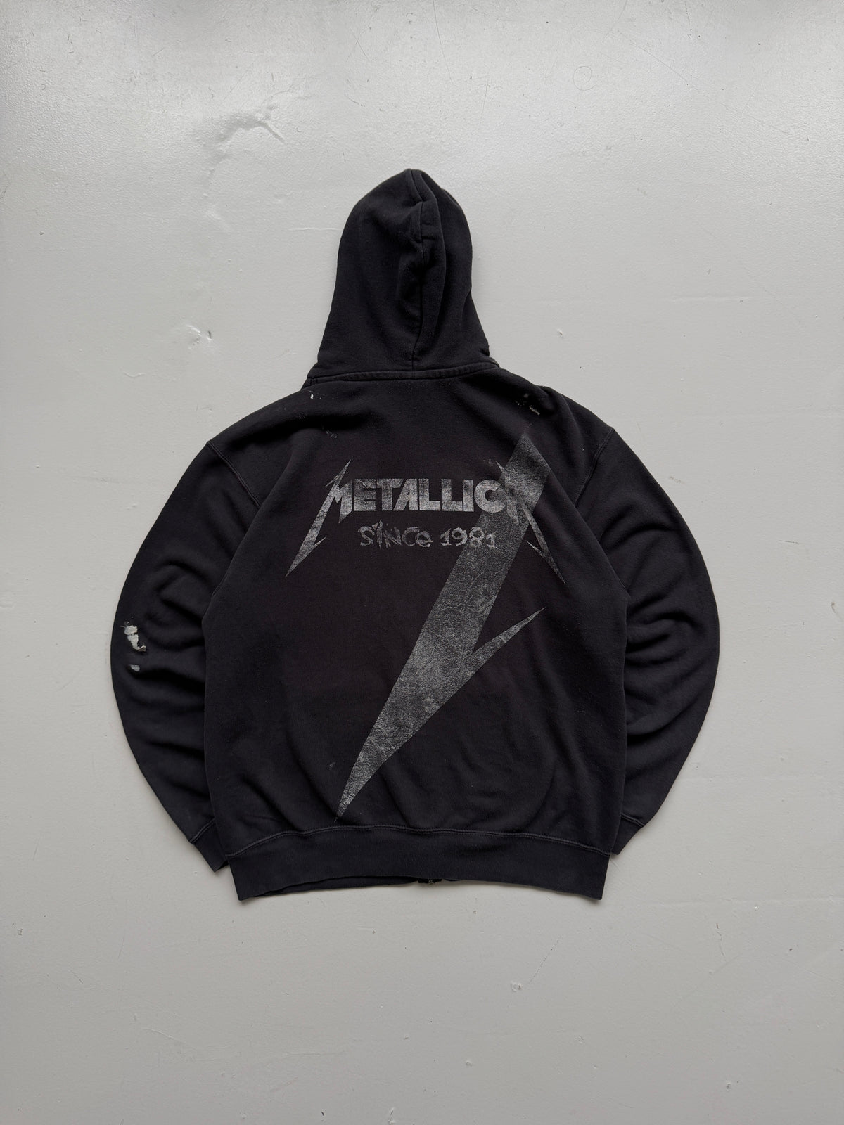 Metallica Since 1981 Vintage Zip-Up Hoodie - Medium