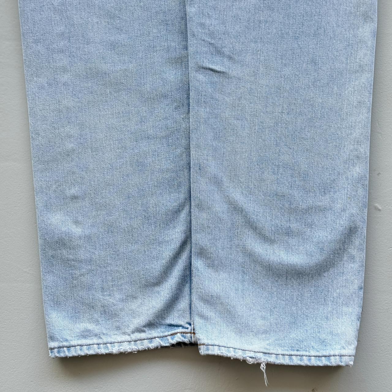 Light Blue Levi's 501 Denim Straight Leg 90's Vintage Jeans - 33” x 30”