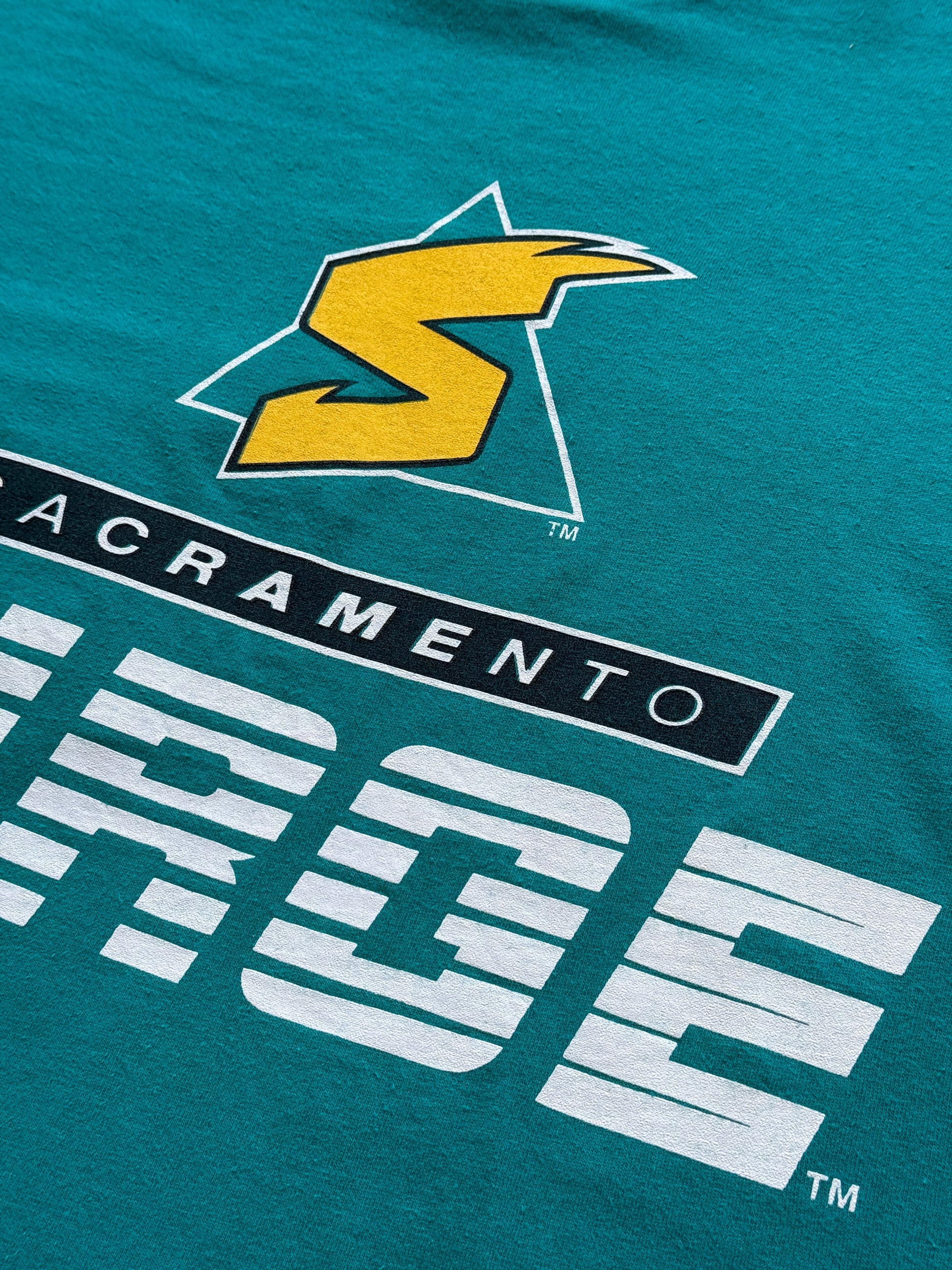 Teal Sacramento Surge 90's Vintage American Football Graphic Pocket T-Shirt - Me