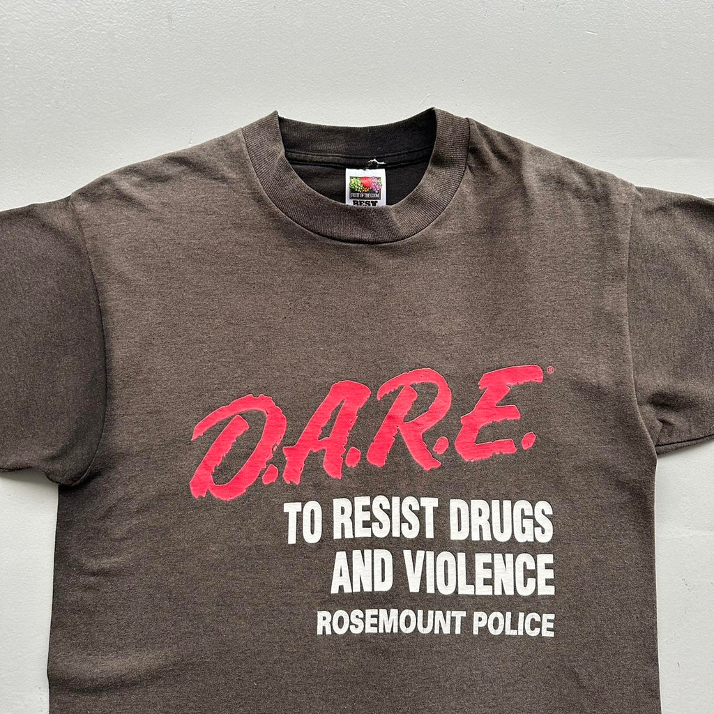 Faded Grey Dare To Keep Kids Off Drugs Vintage 90's Graphic T-shirt - Medium