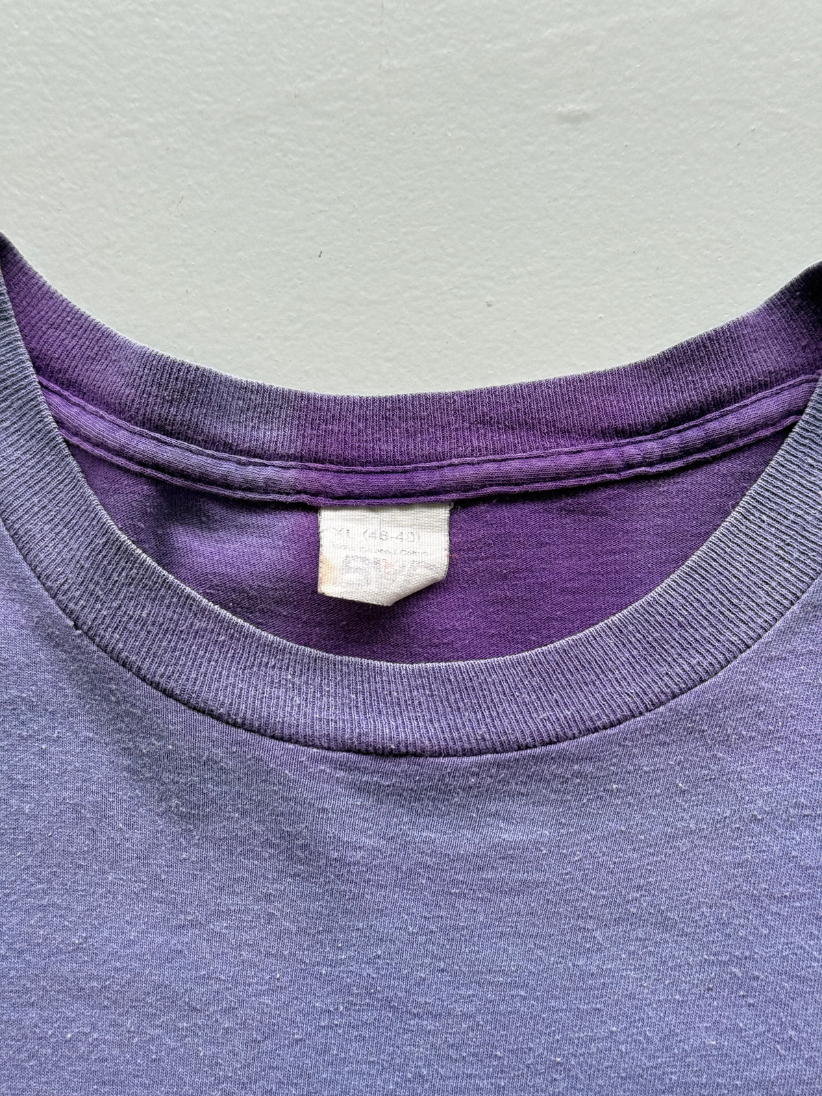 Purple Ghost Pocket Sun Faded Vintage Single Stitch Pocket T-Shirt - Large