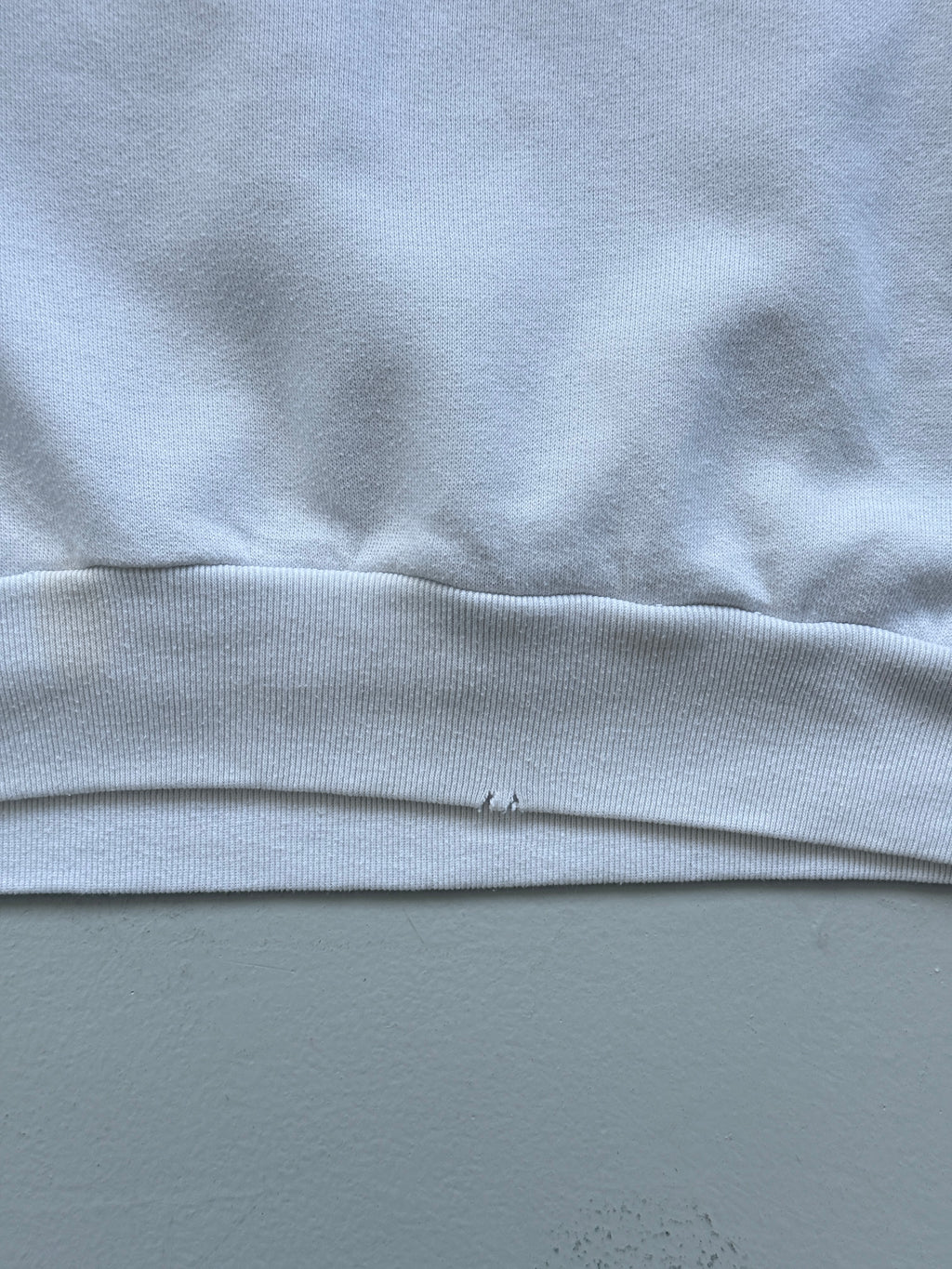 White Carrefour 90's Vintage French Graphic Sweatshirt Jumper - Large