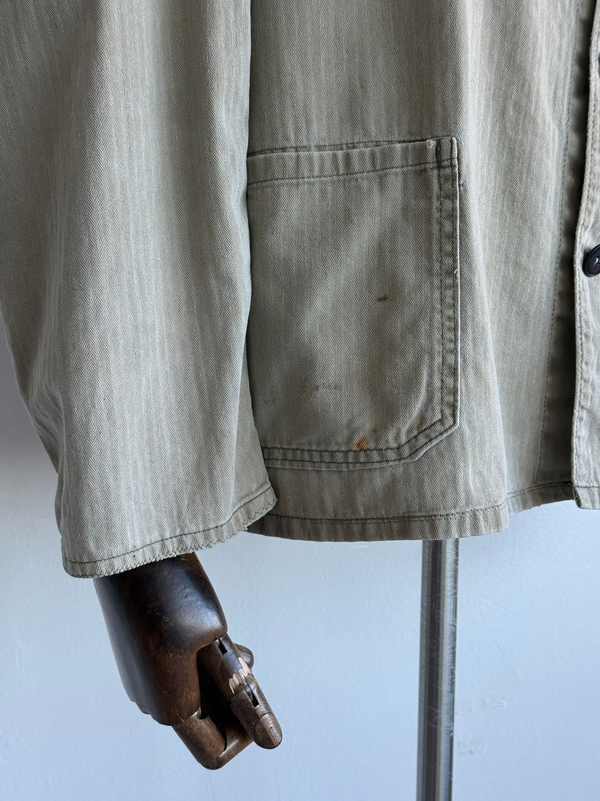 Faded Green French 1960s Vintage Workwear Chore Jacket CH453 - Medium