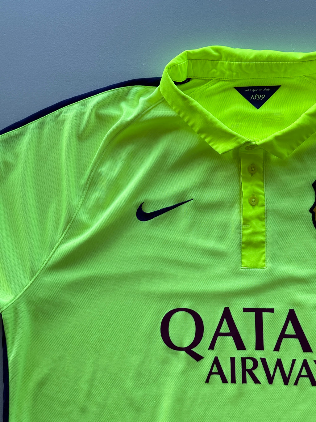 Nike FC Barcelona 2014 Away Vintage Football Shirt - XL