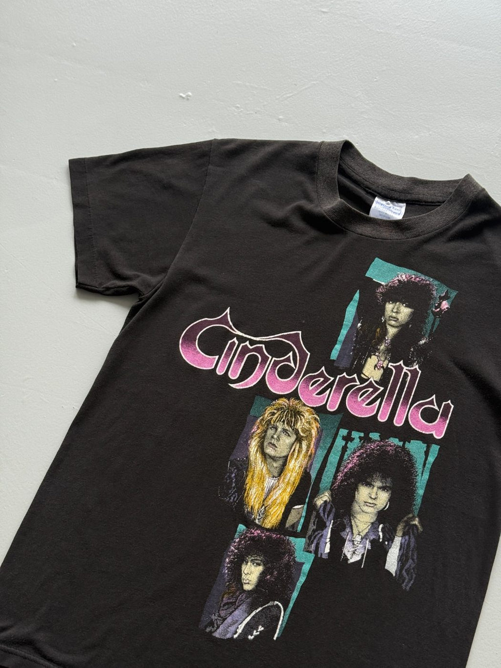 Cinderella Shakes The U.S.A. Single Stitch 80's Vintage Band T-Shirt -Small