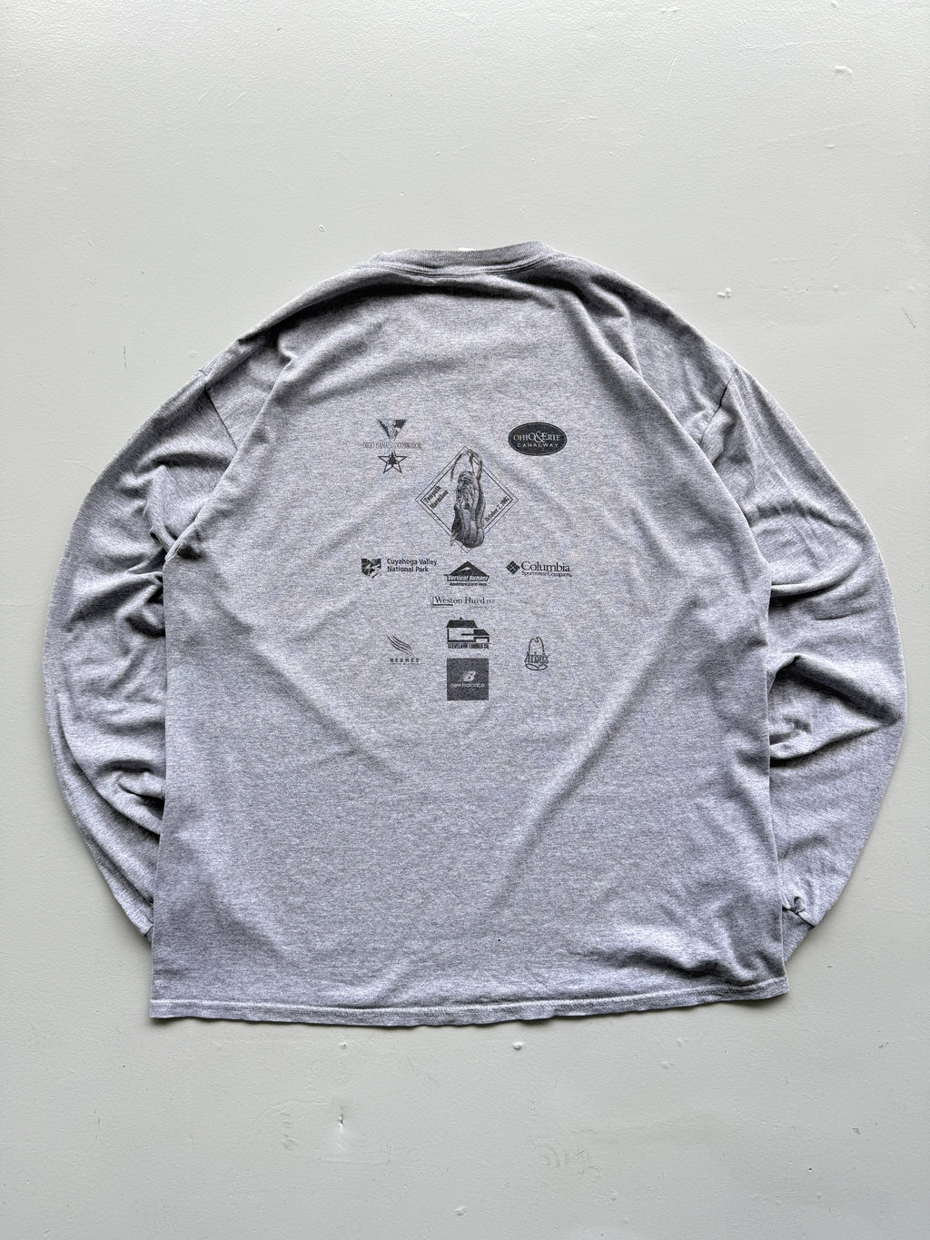 Grey Marathon 00's Vintage Long Sleeve Graphic T-Shirt - XL