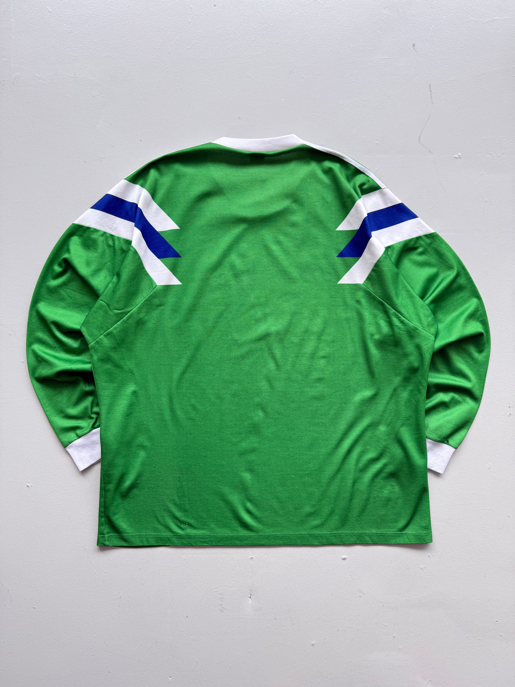 Adidas Blank 80's/Early 90's Vintage Long Sleeve Football Shirt - XL