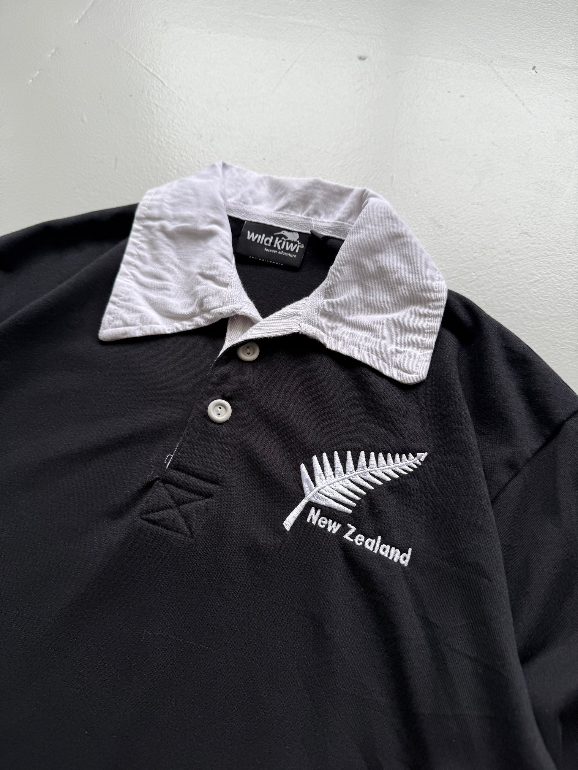 New Zealand 90's Vintage Long Sleeve All Black Rugby Polo Jersey - Medium