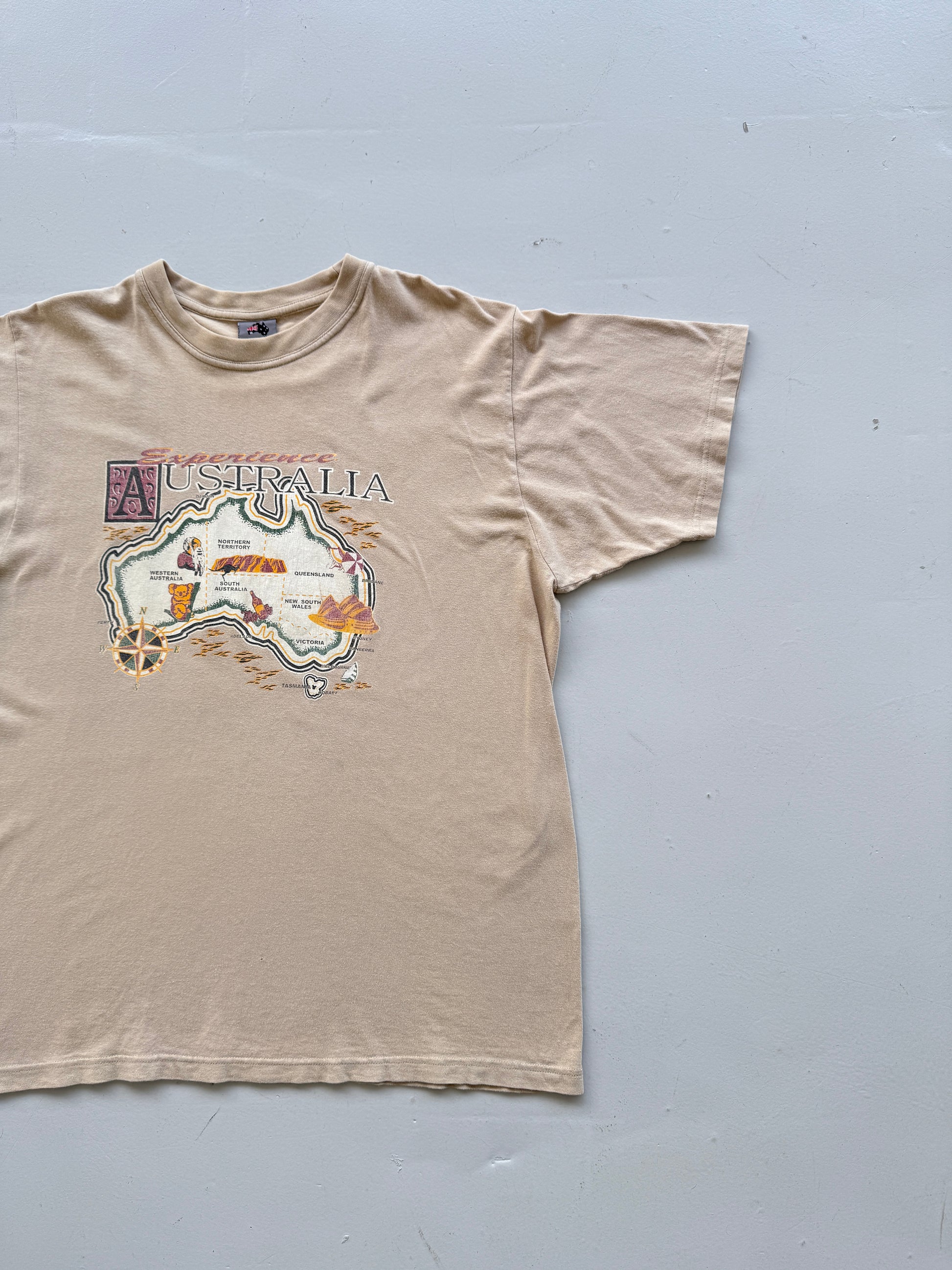 Beige Australia 00's Vintage Tourist Graphic T-Shirt - XL