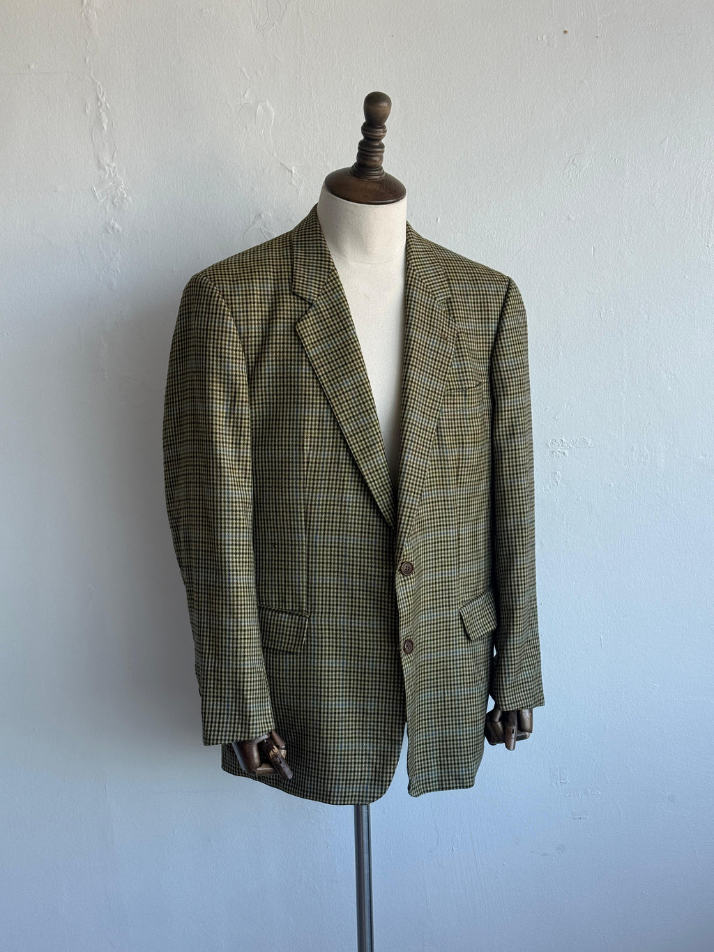 Burberry's 100% Cashmere Made in West Germany Vintage Blazer - Large