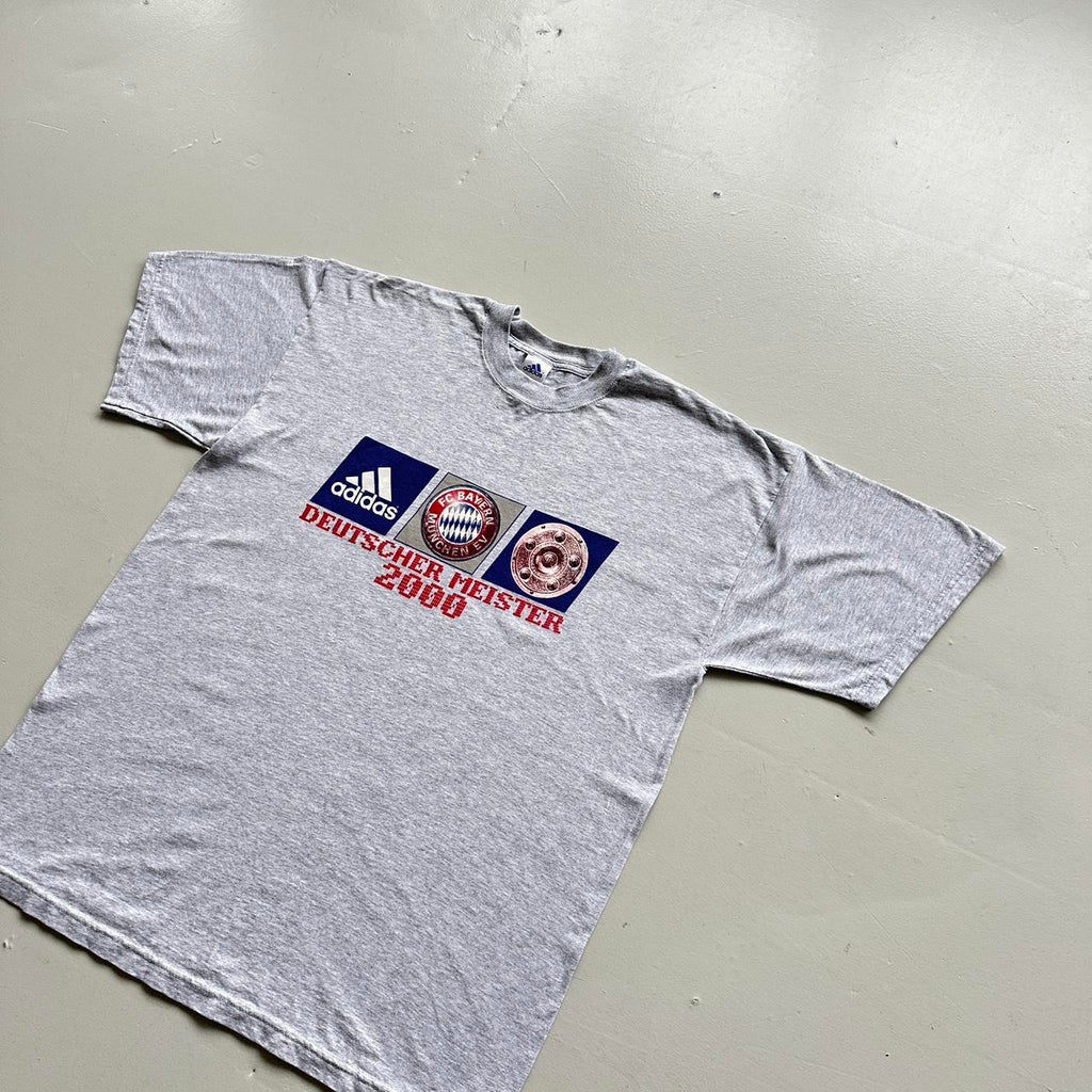 Grey Adidas Bayern Munchen Football 00s Vintage Graphic T-Shirt - XL
