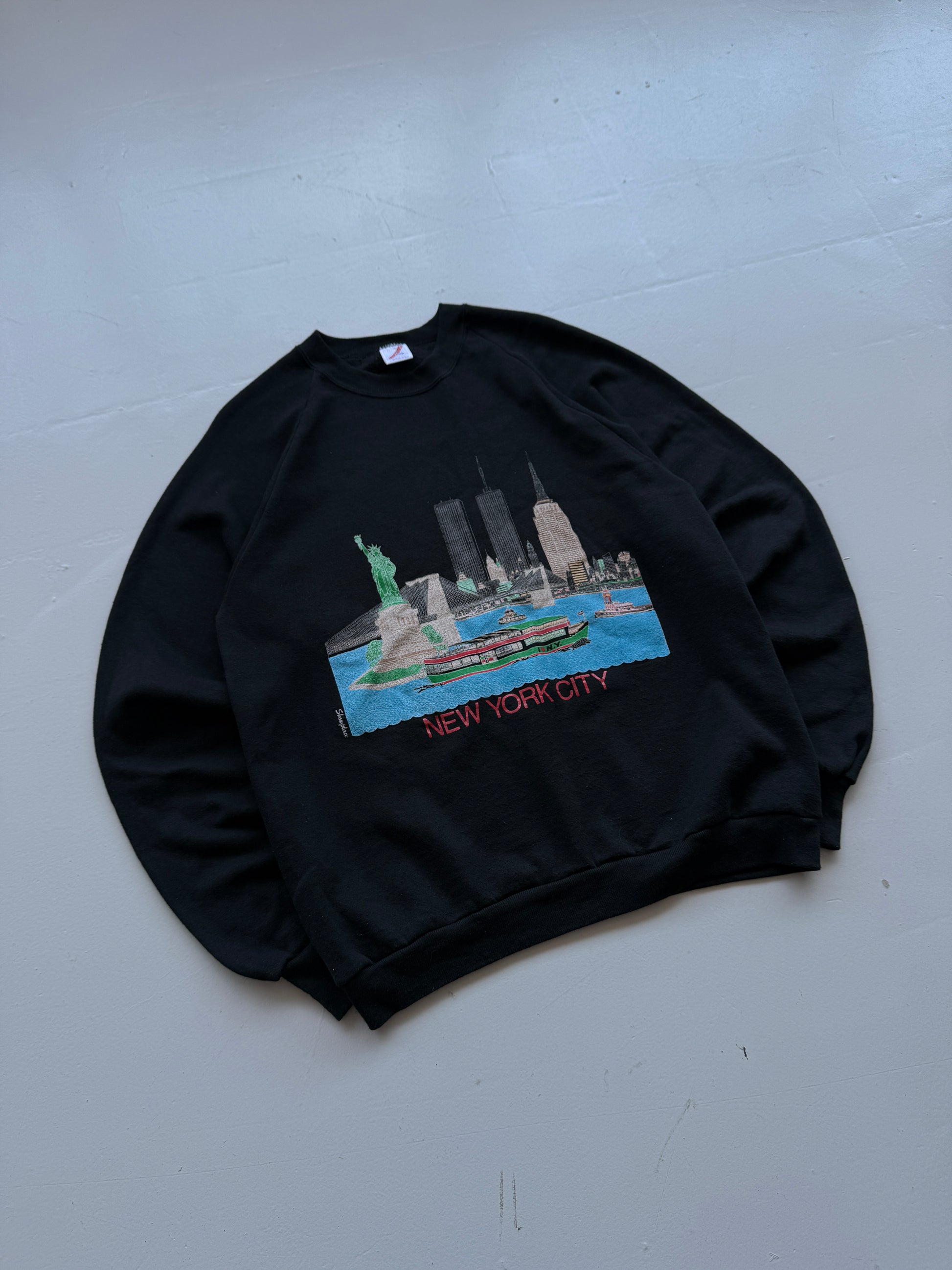 Black New York 90's Vintage Graphic Tourist Sweatshirt Jumper - Medium