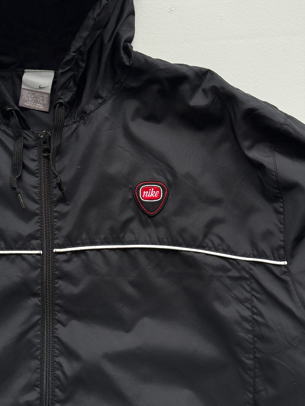 Nike Shield Badge Vintage Hooded Track Jacket - XL