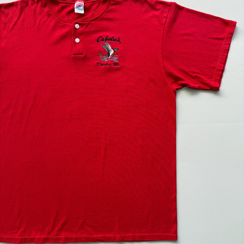 Red Cabela's Button-Up Vintage 90s T-shirt - XL
