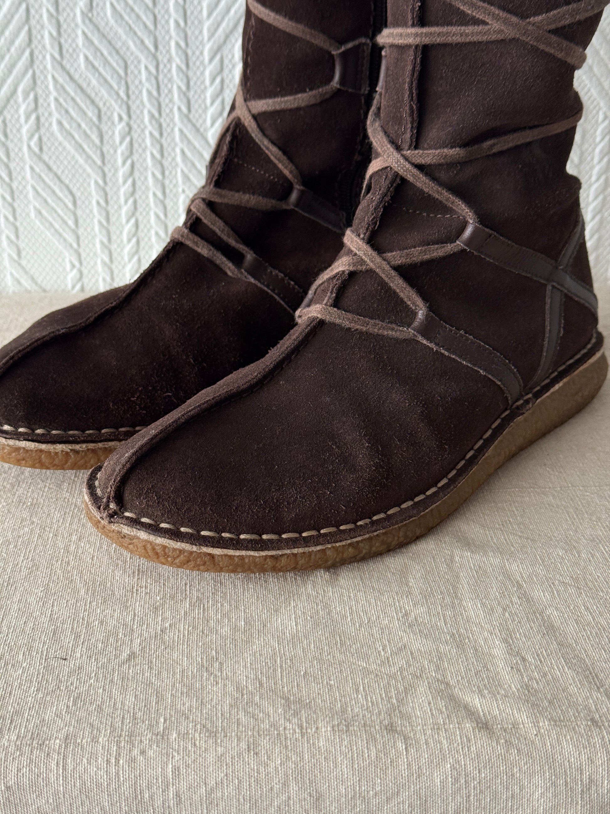 Brown O'Neill Y2K Vintage Suede Boots - UK 6