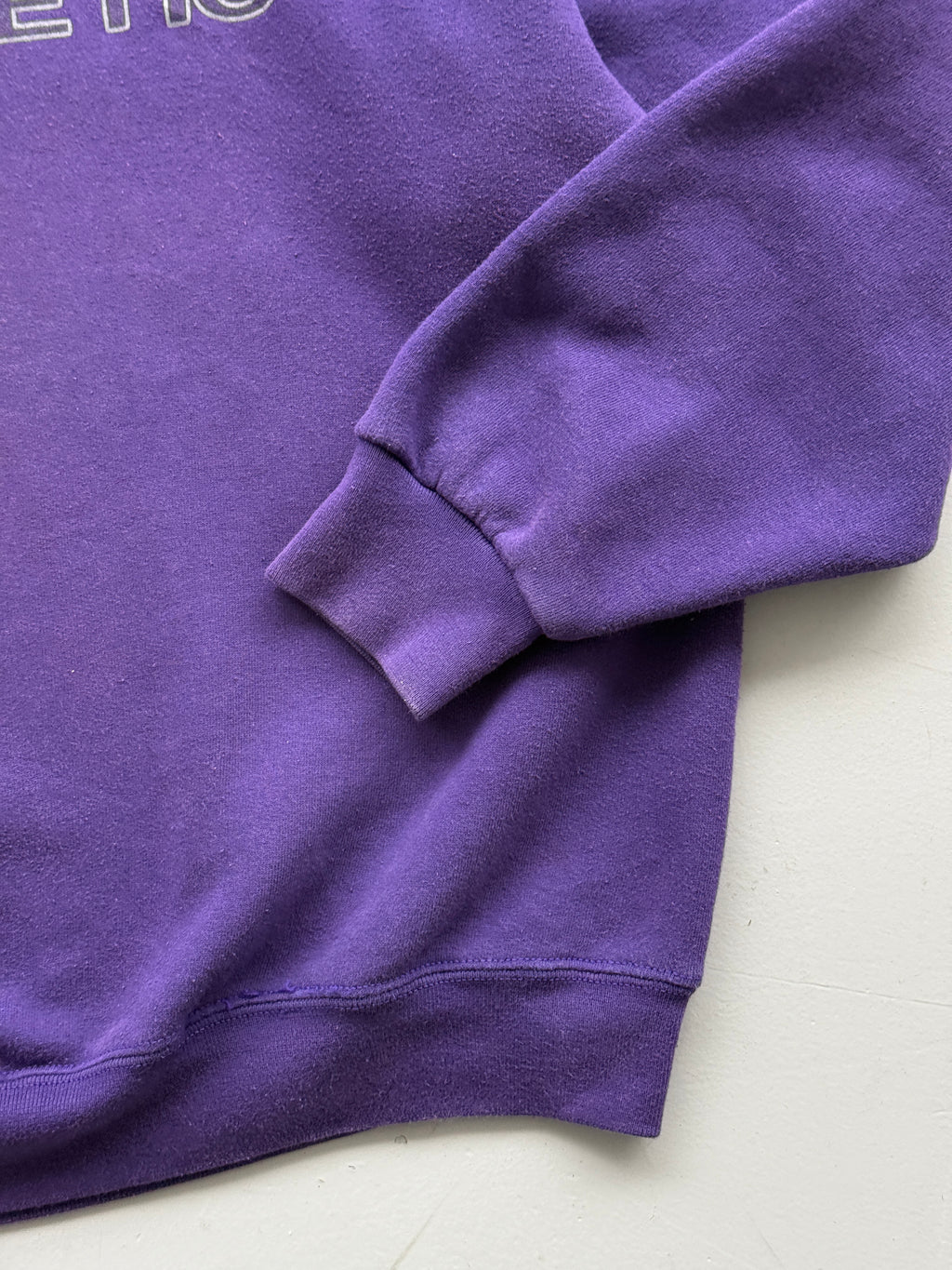 Russell Athletic Basic Sweat 90's Vintage Purple Sweatshirt - Medium