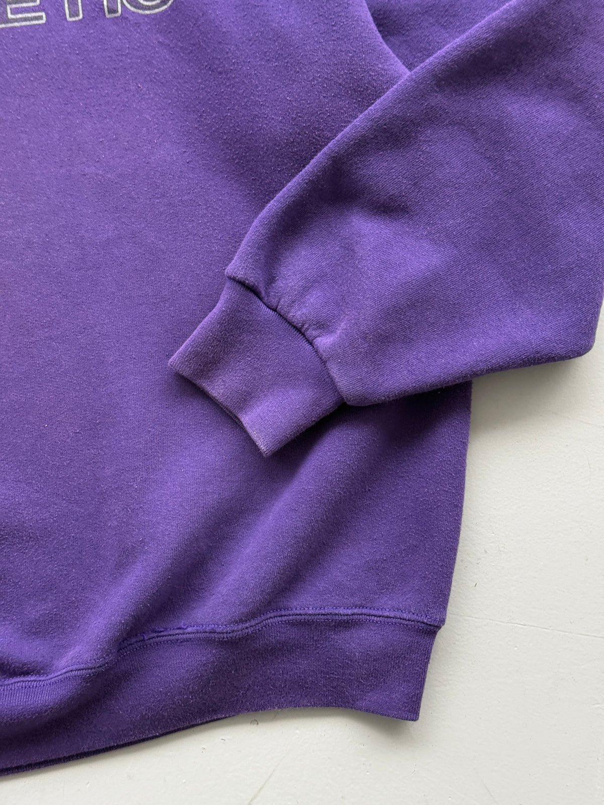 Russell Athletic Basic Sweat 90's Vintage Purple Sweatshirt - Medium
