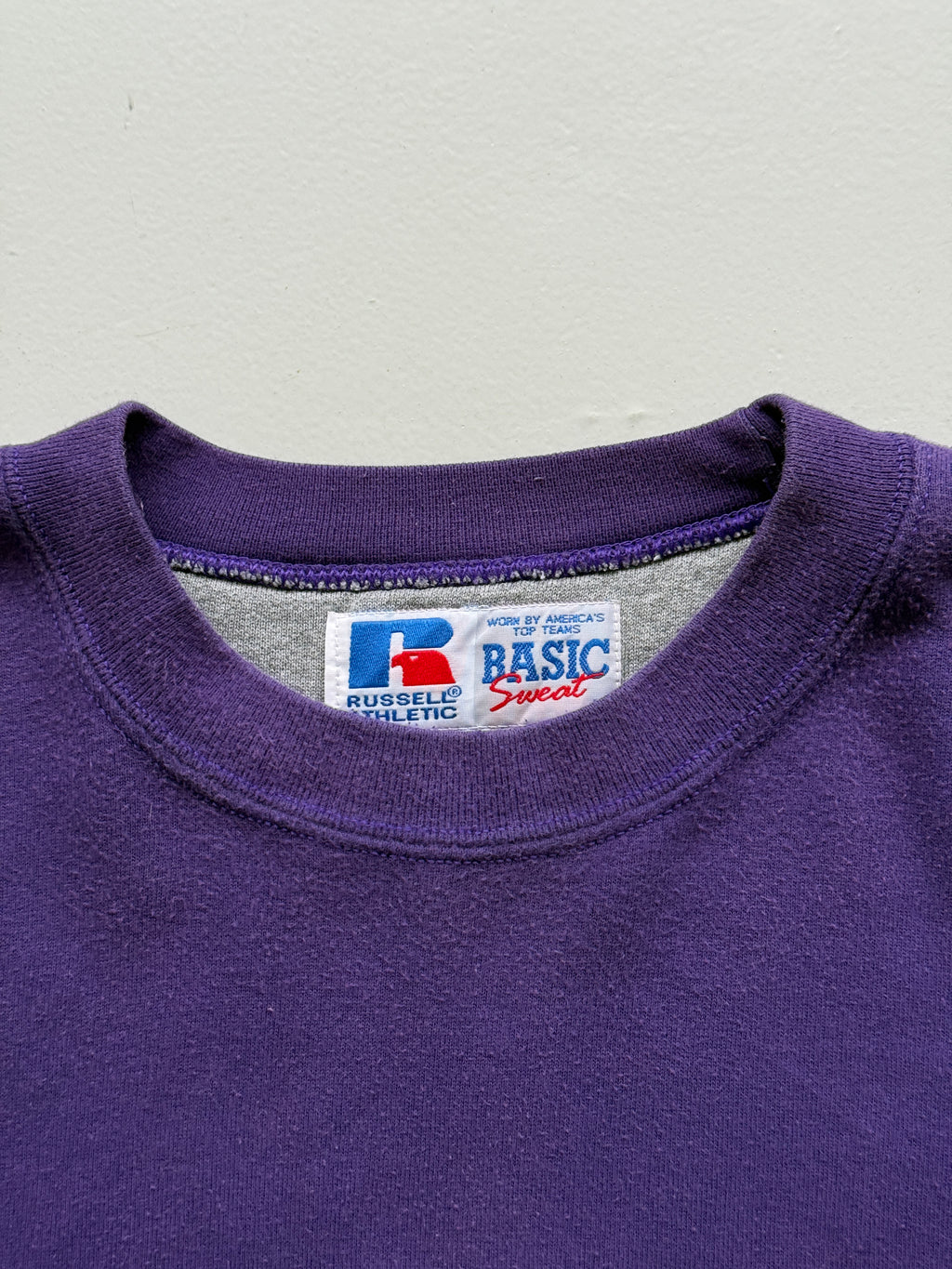 Russell Athletic Basic Sweat 90's Vintage Purple Sweatshirt - Medium