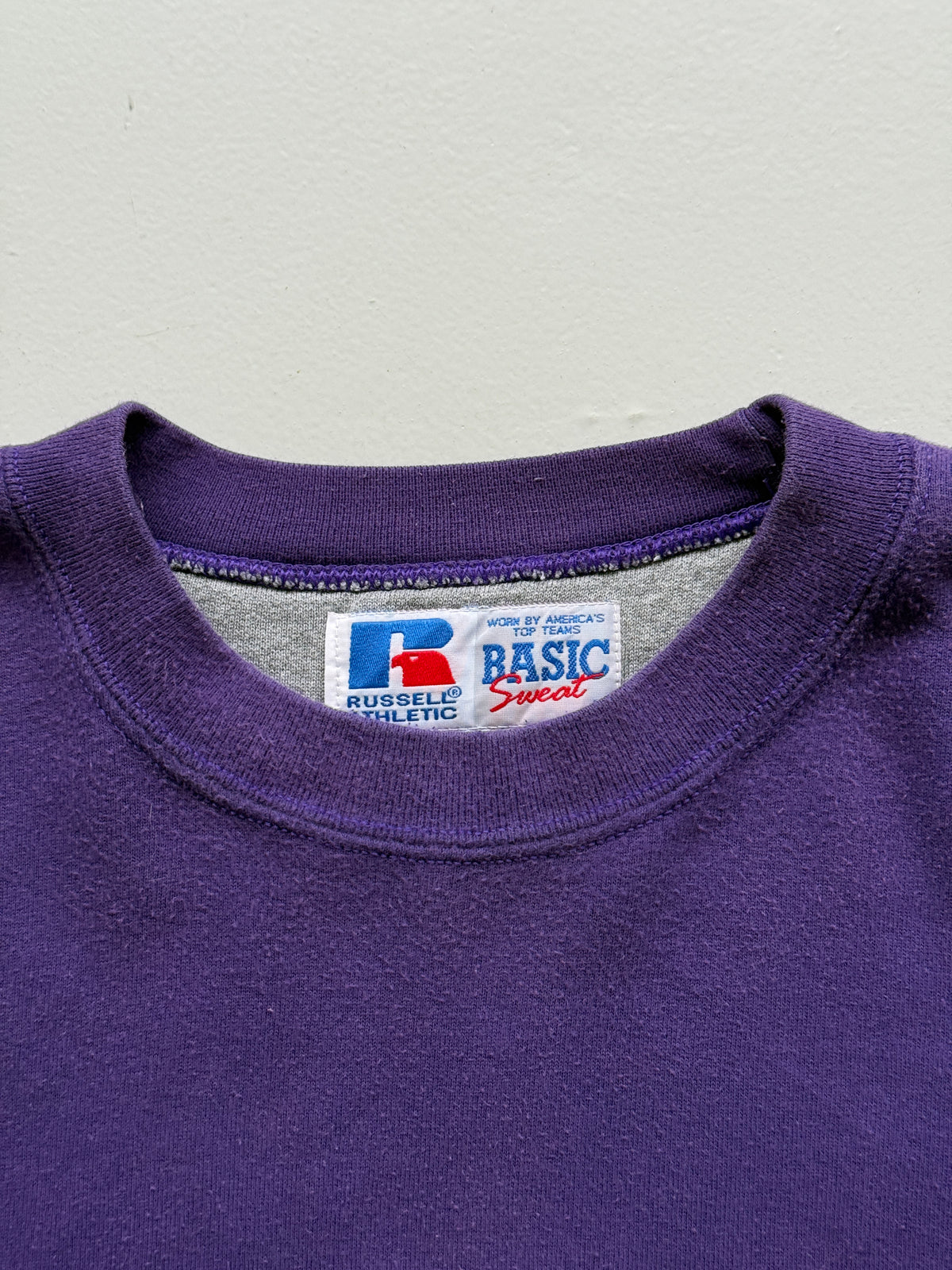 Russell Athletic Basic Sweat 90's Vintage Purple Sweatshirt - Medium