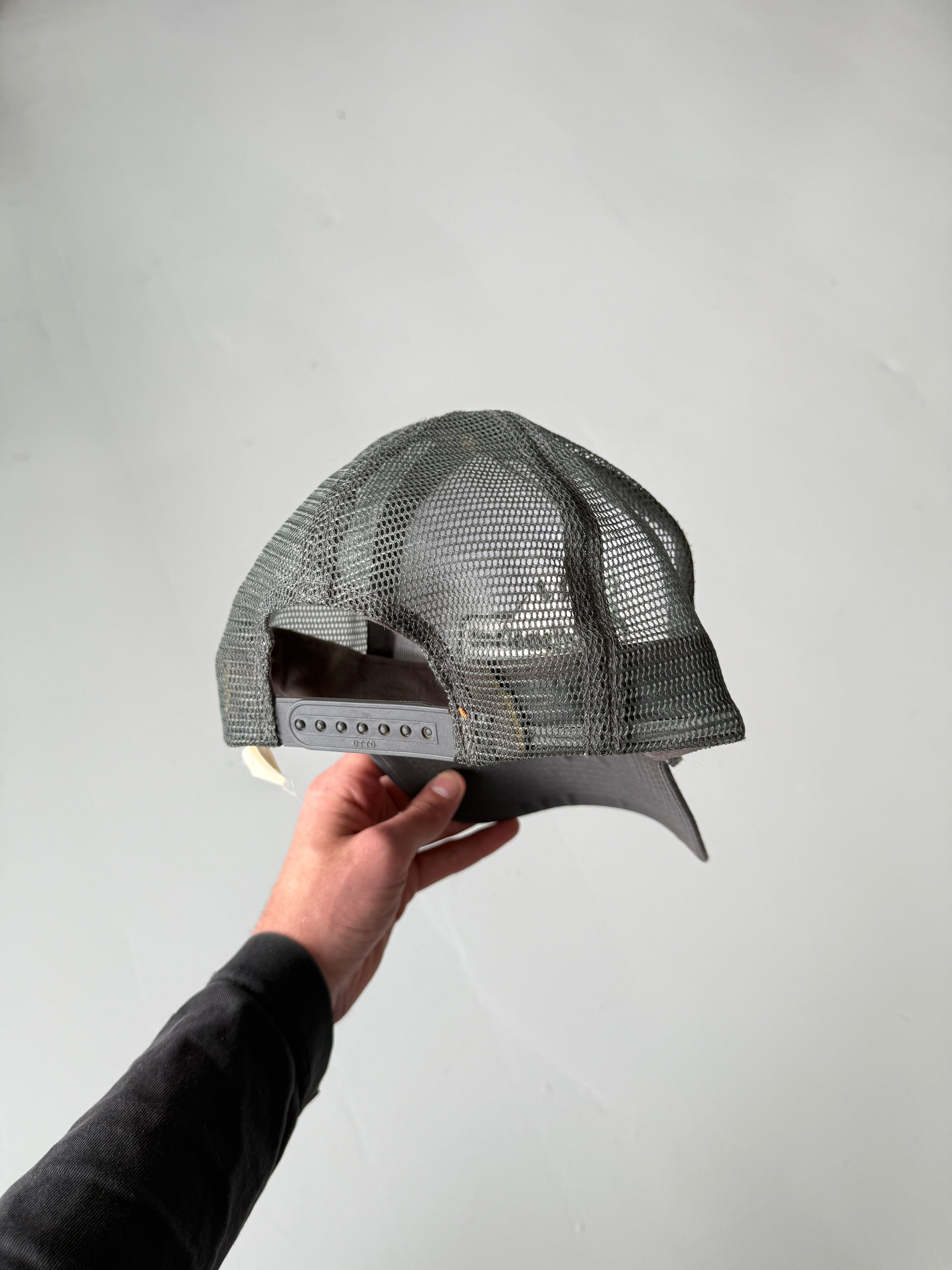 Grey Yellowstone Log Homes Vintage Canvas and Mesh SnapBack Trucker Cap