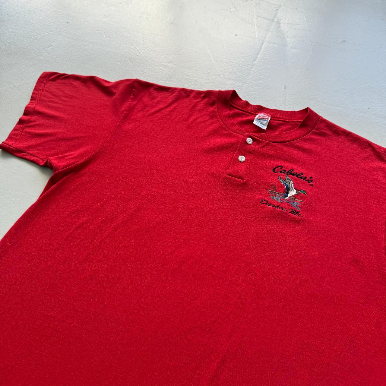 Red Cabela's Button-Up Vintage 90s T-shirt - XL