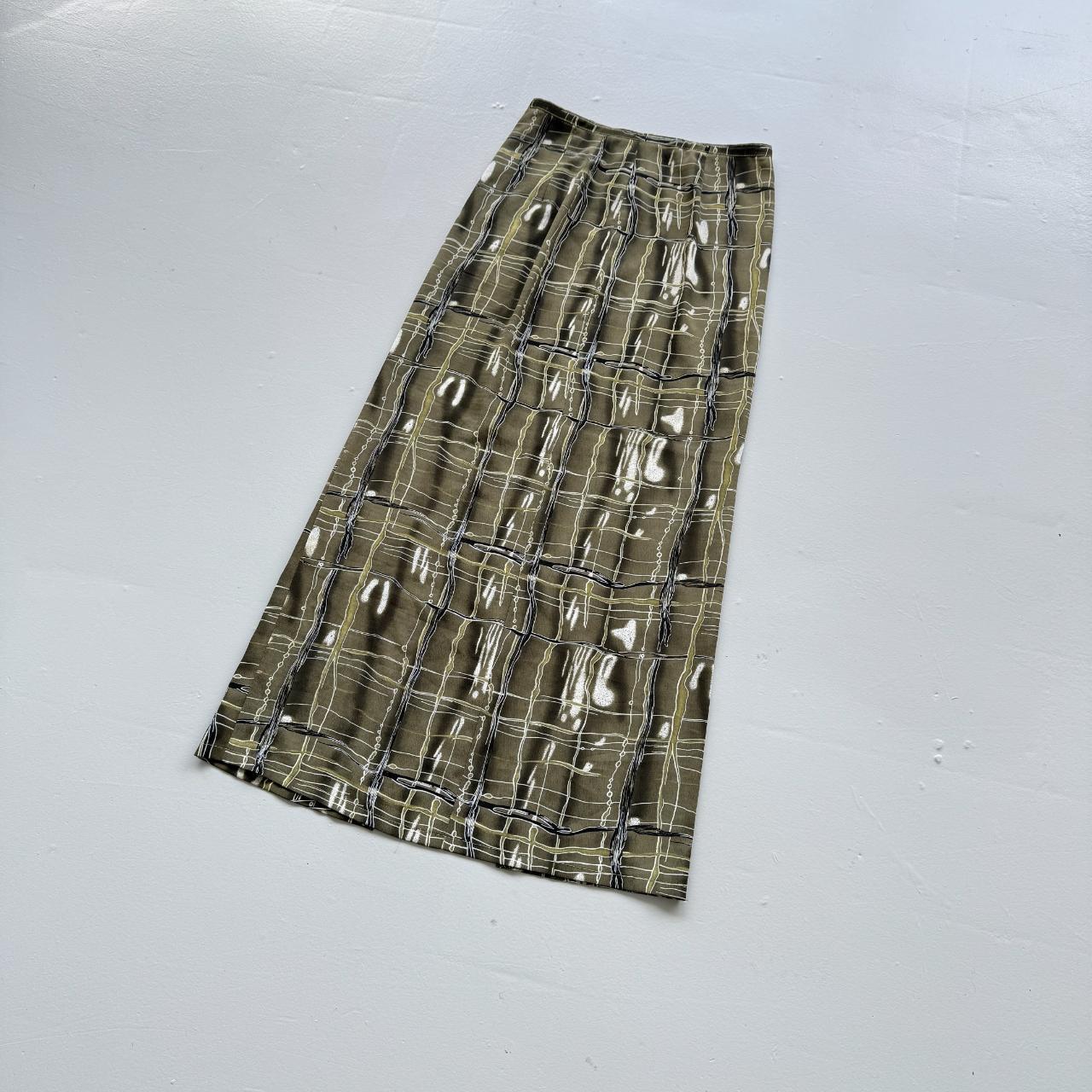 Green Lightweight Summer Vintage Maxi Skirt - Size 8 - 26” x 30”