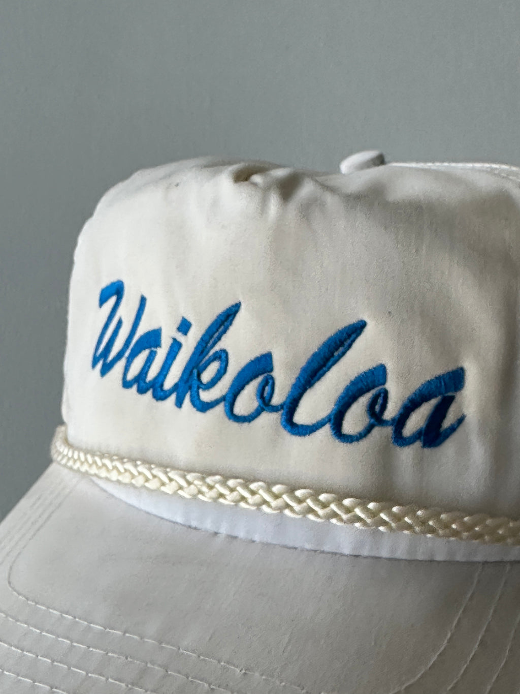 White Waikoloa 90's Vintage SnapBack Trucker Cap