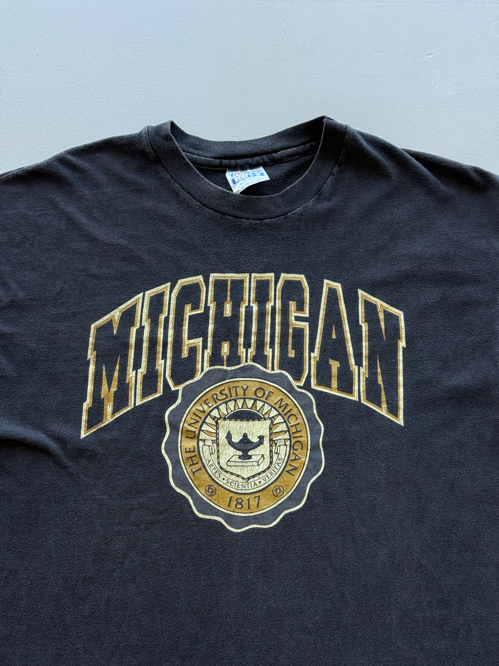Black University of Michigan 90's Vintage Single Stitch Graphic T-Shirt - Large