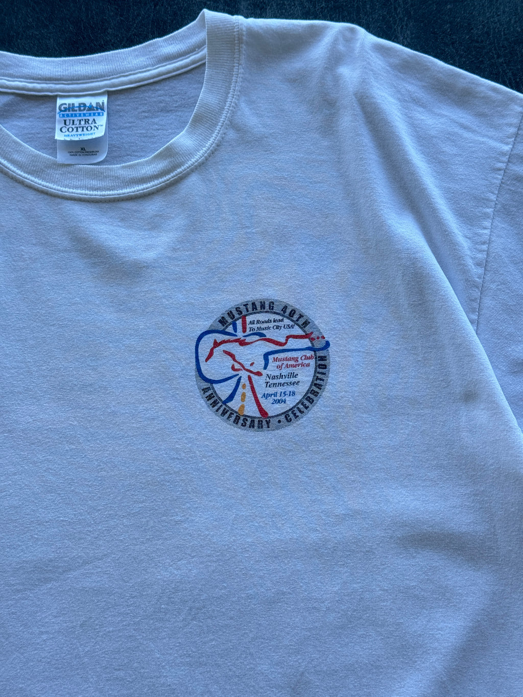 White Mustang Club 40th Anniversary Car Meet 2004 Vintage Graphic T-Shirt - XL