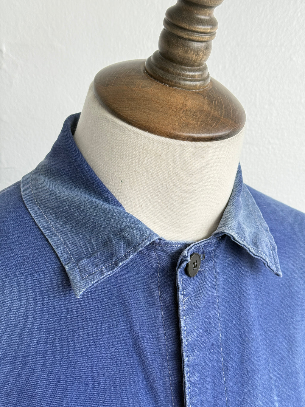 Thrashed Blue French 1950s/60s Vintage Workwear Chore Jacket CH533 - XS