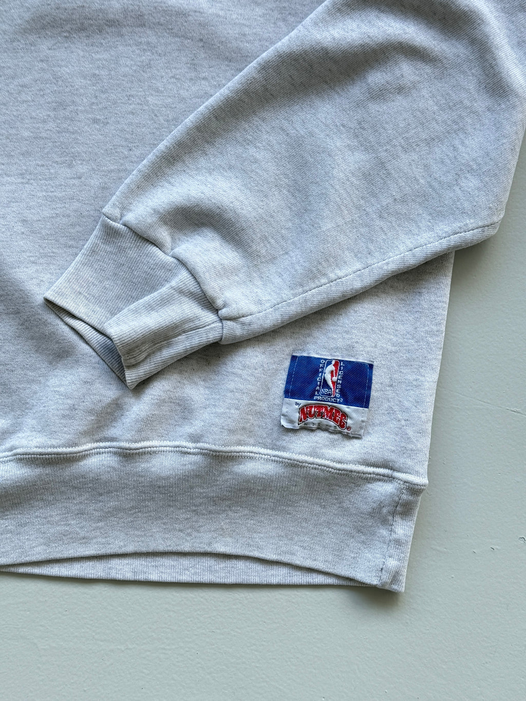 Grey Orlando Magic 90's Vintage Nutmeg Mills NBA Graphic Sweatshirt - Large