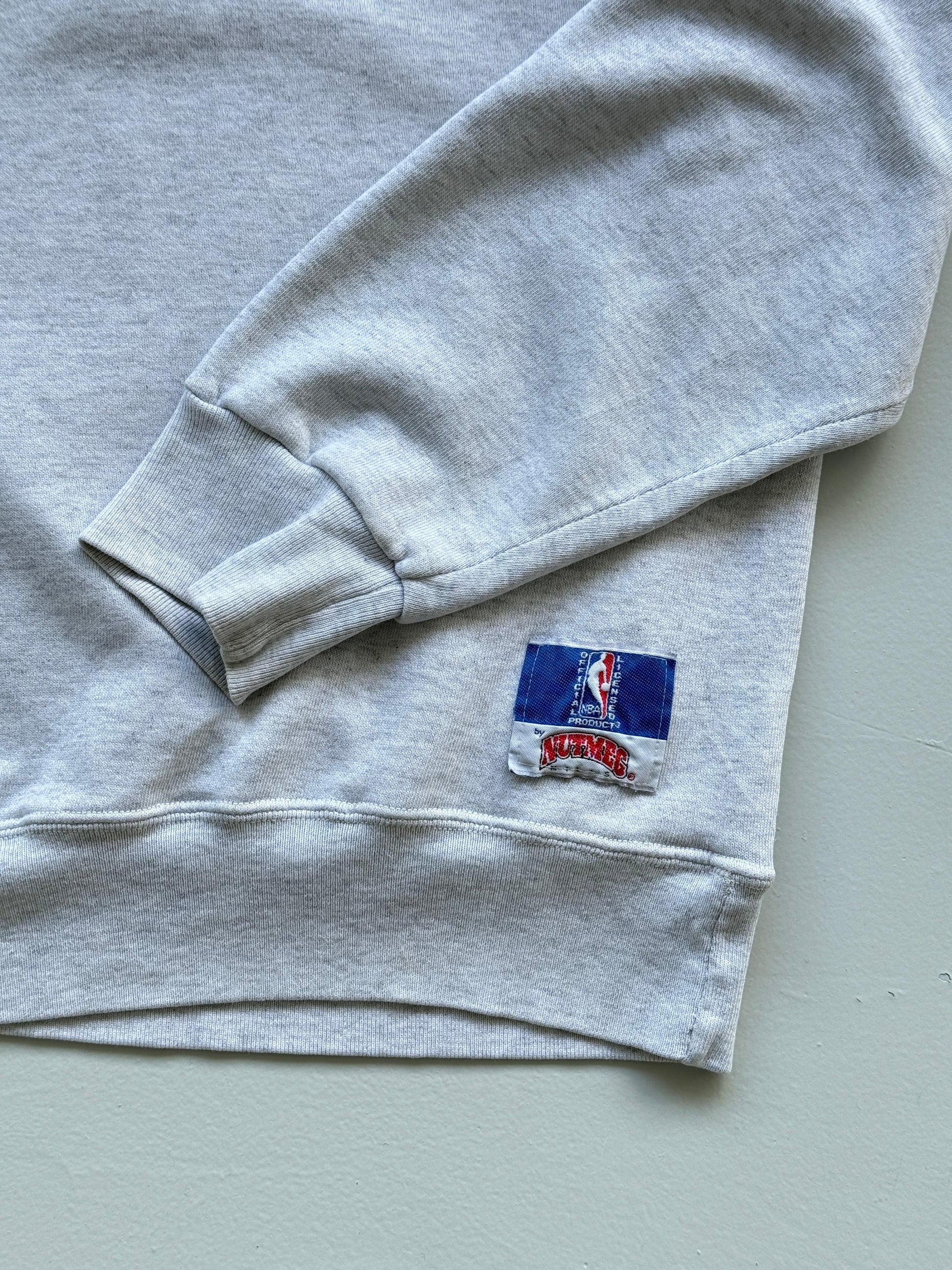 Grey Orlando Magic 90's Vintage Nutmeg Mills NBA Graphic Sweatshirt - Large