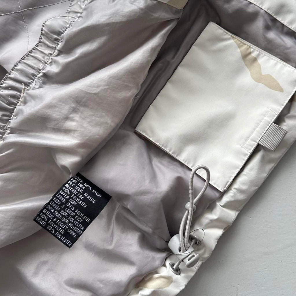 White Camo Alpha Industries Mountain Parka - Women’s XL