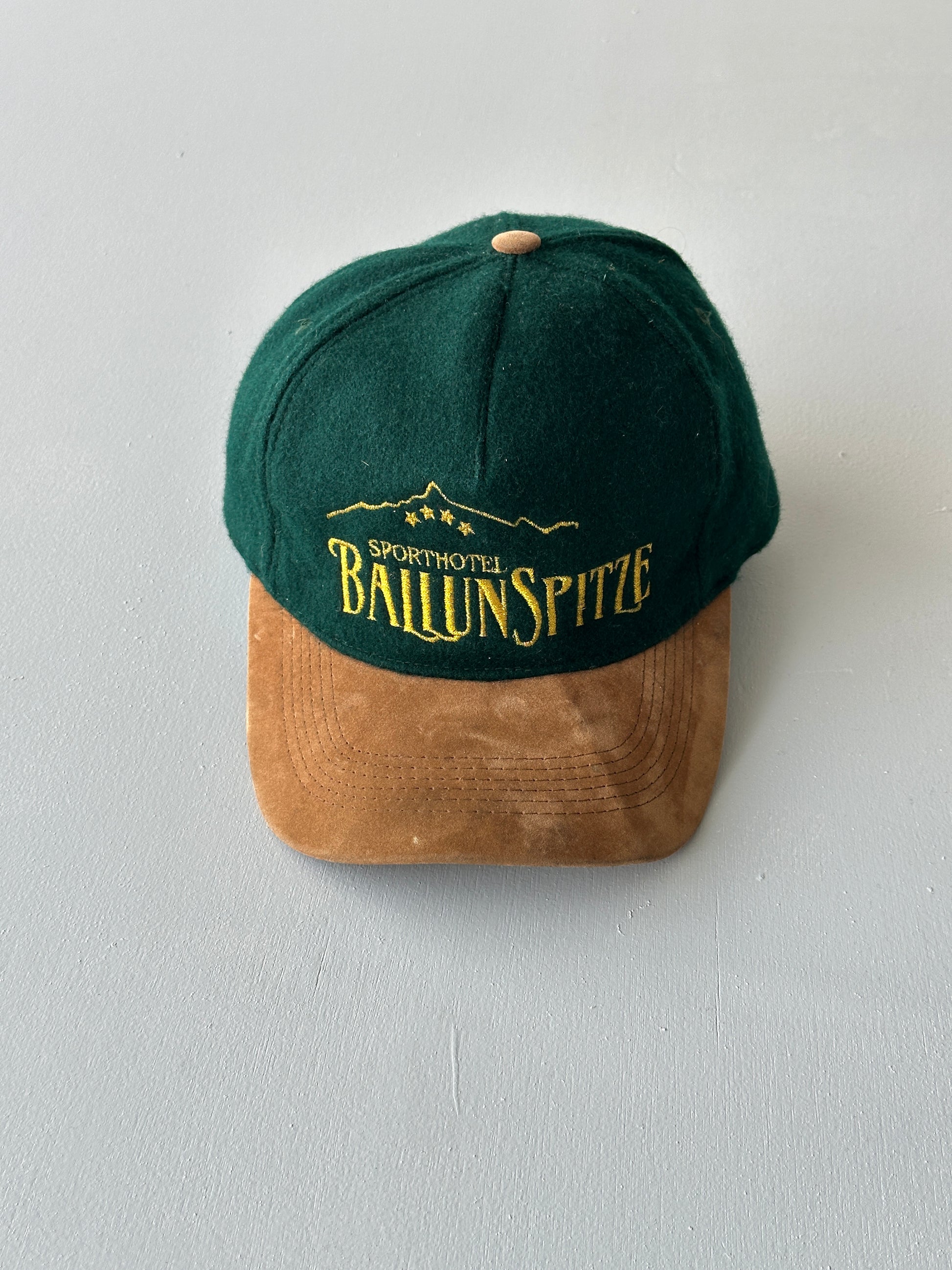 Green Ballunspitze Sporthotel 90's Vintage SnapBack Trucker Cap