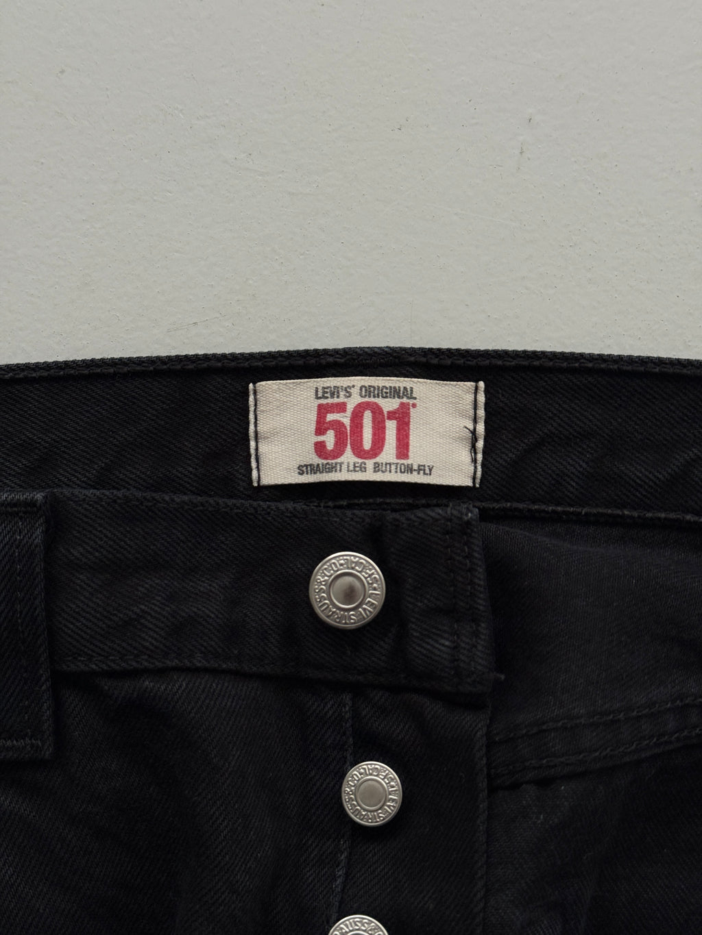 Black Levi's 501 00's Vintage Straight Leg Jeans - W34 x L30