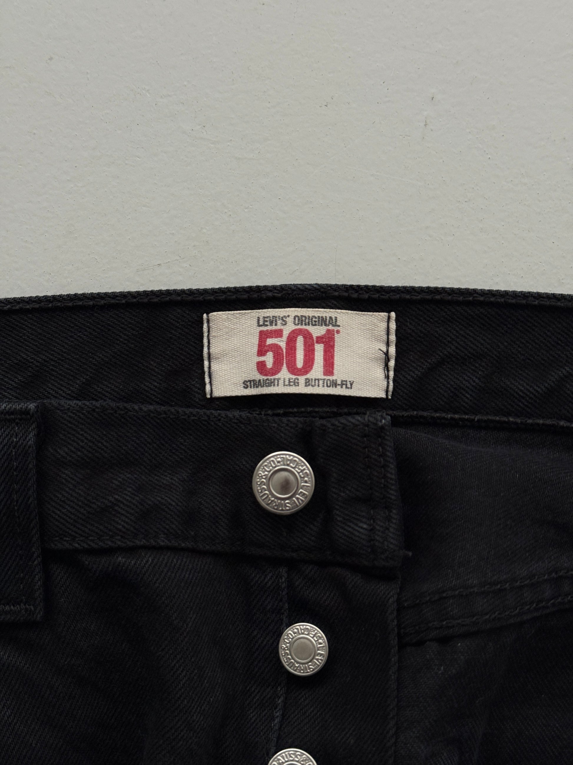 Black Levi's 501 00's Vintage Straight Leg Jeans - W34 x L30