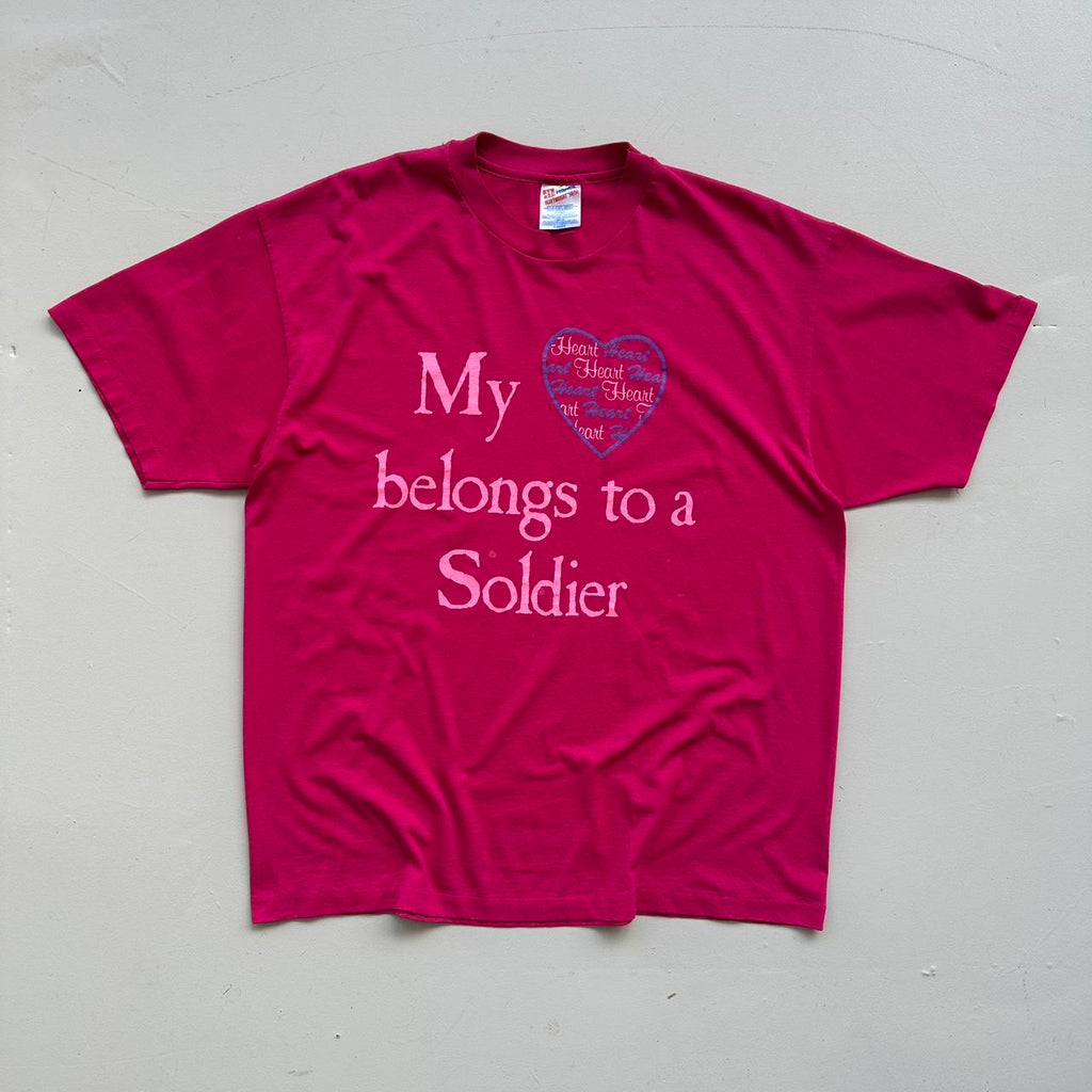 My Heart Belongs to a Soldier' 90s Vintage Pink T-shirt - XL