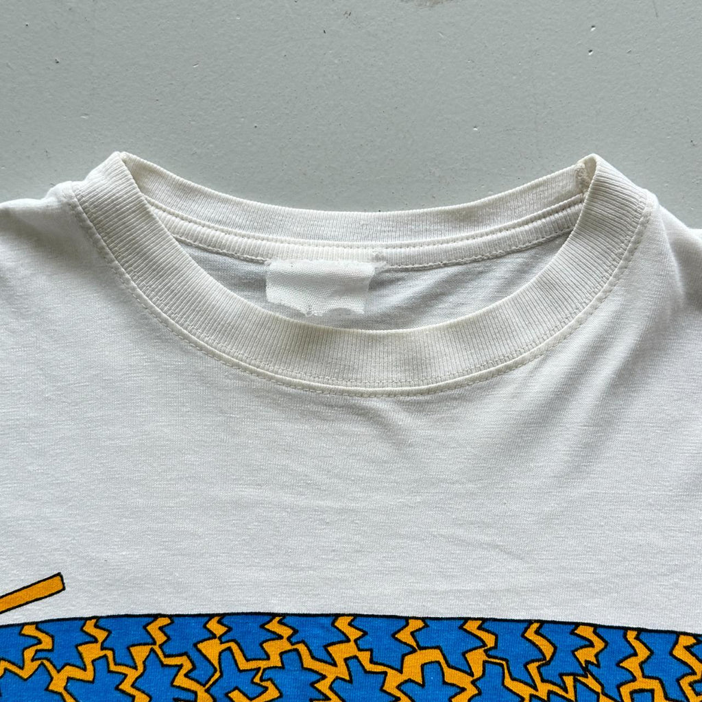 White Abstract Art Giraffe Vintage 90's T-shirt - Medium