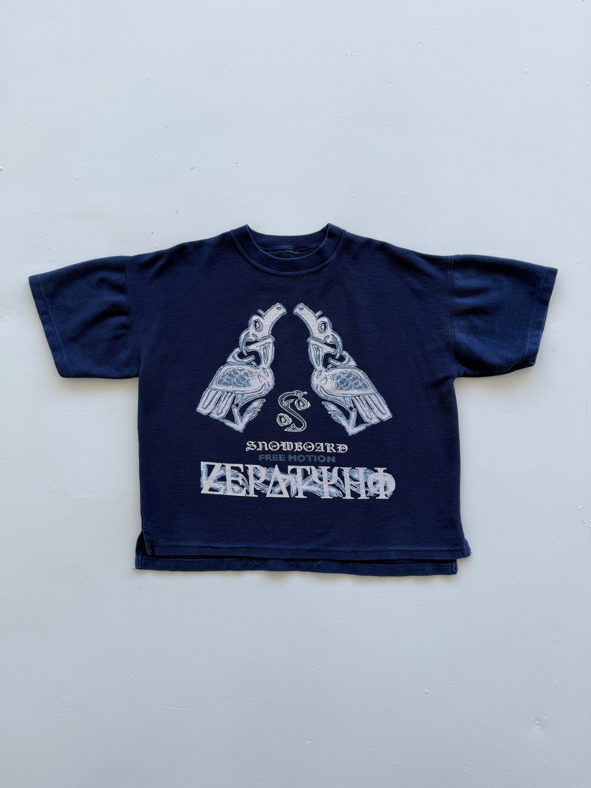Navy Blue Free Motion 90's Vintage Snowboard Graphic Sweatshirt T-Shirt - Medium
