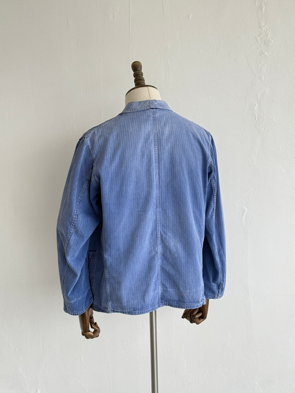 Faded Blue Herringbone French Vintage Workwear Chore Jacket CH385 - Medium